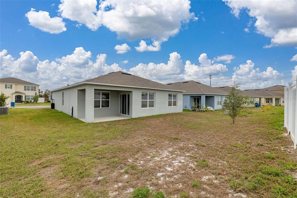 En Venta: $325,000 (3 camas, 2 baños, 1690 Pies cuadrados)