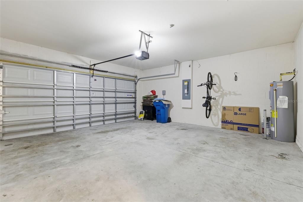 En Venta: $325,000 (3 camas, 2 baños, 1690 Pies cuadrados)