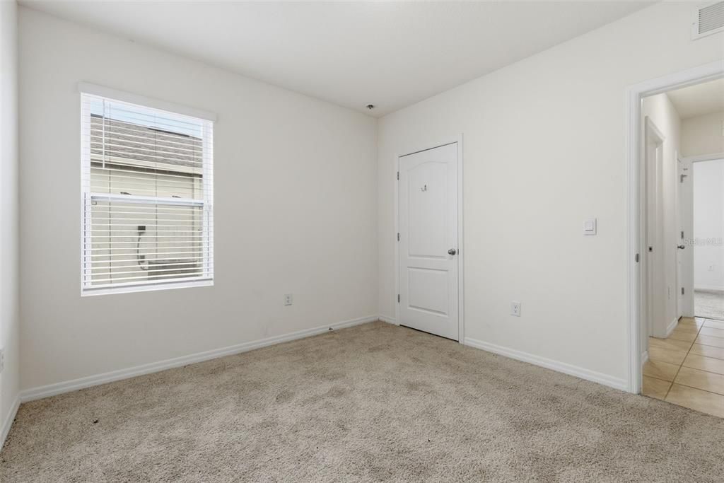 En Venta: $325,000 (3 camas, 2 baños, 1690 Pies cuadrados)