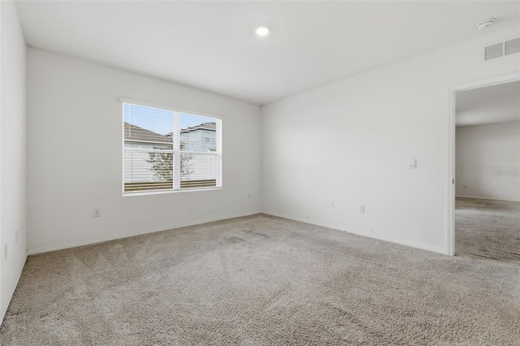 En Venta: $325,000 (3 camas, 2 baños, 1690 Pies cuadrados)