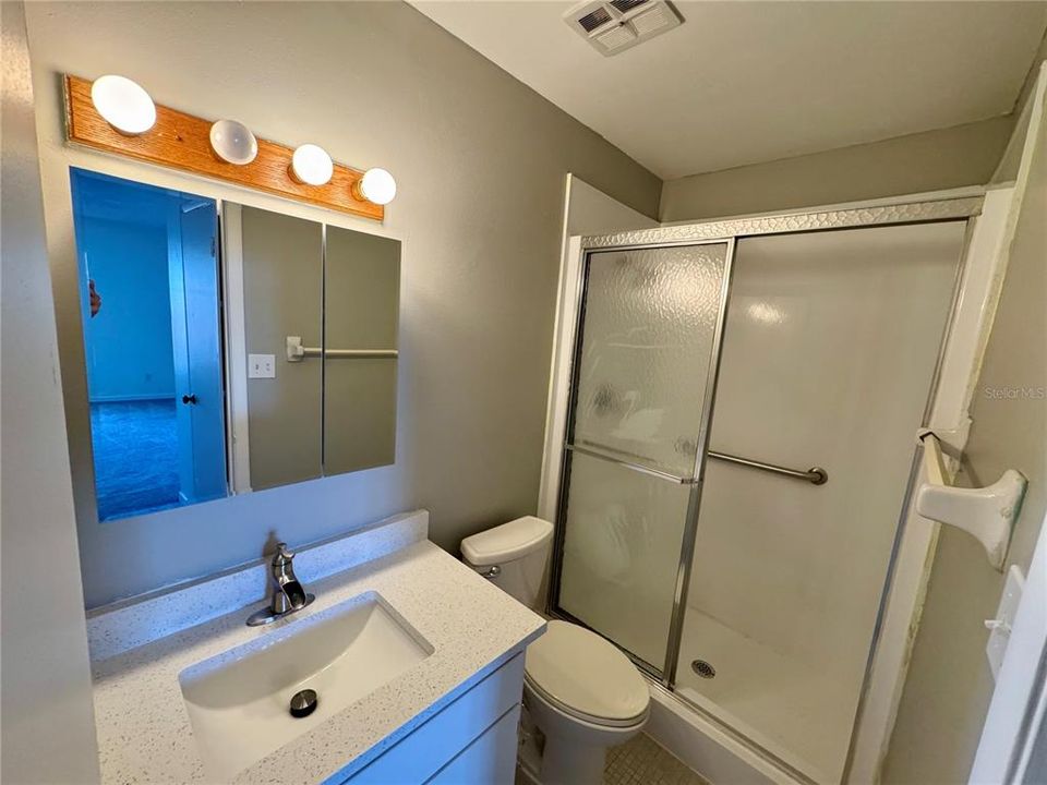 待售: $150,000 (2 贝兹, 2 浴室, 965 平方英尺)