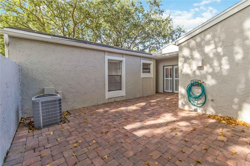 For Sale: $499,900 (3 beds, 2 baths, 1644 Square Feet)