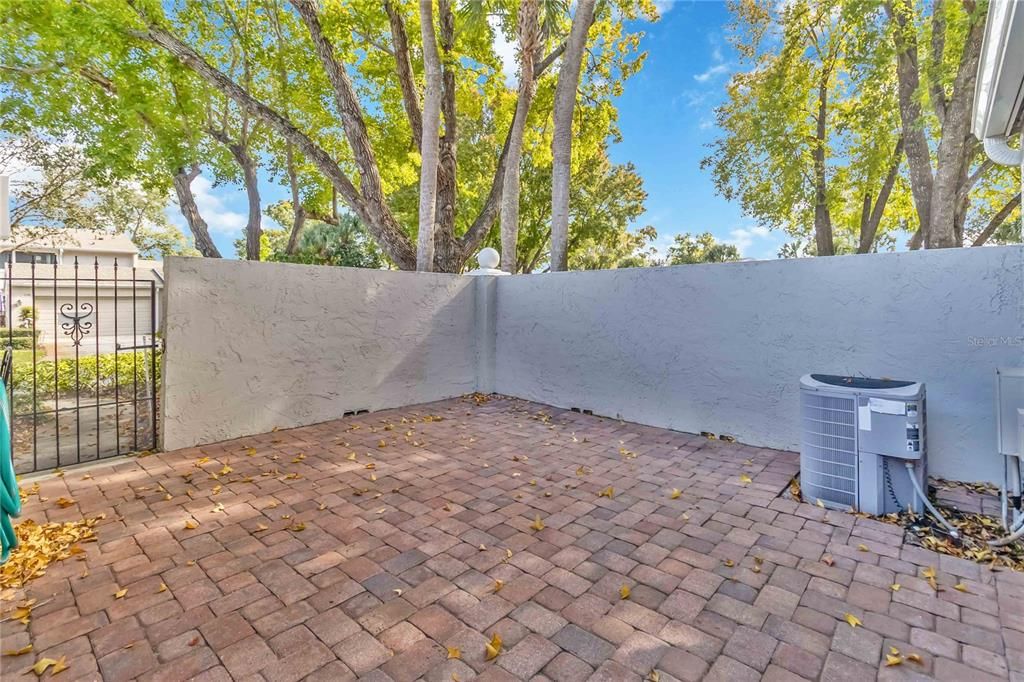 For Sale: $499,900 (3 beds, 2 baths, 1644 Square Feet)