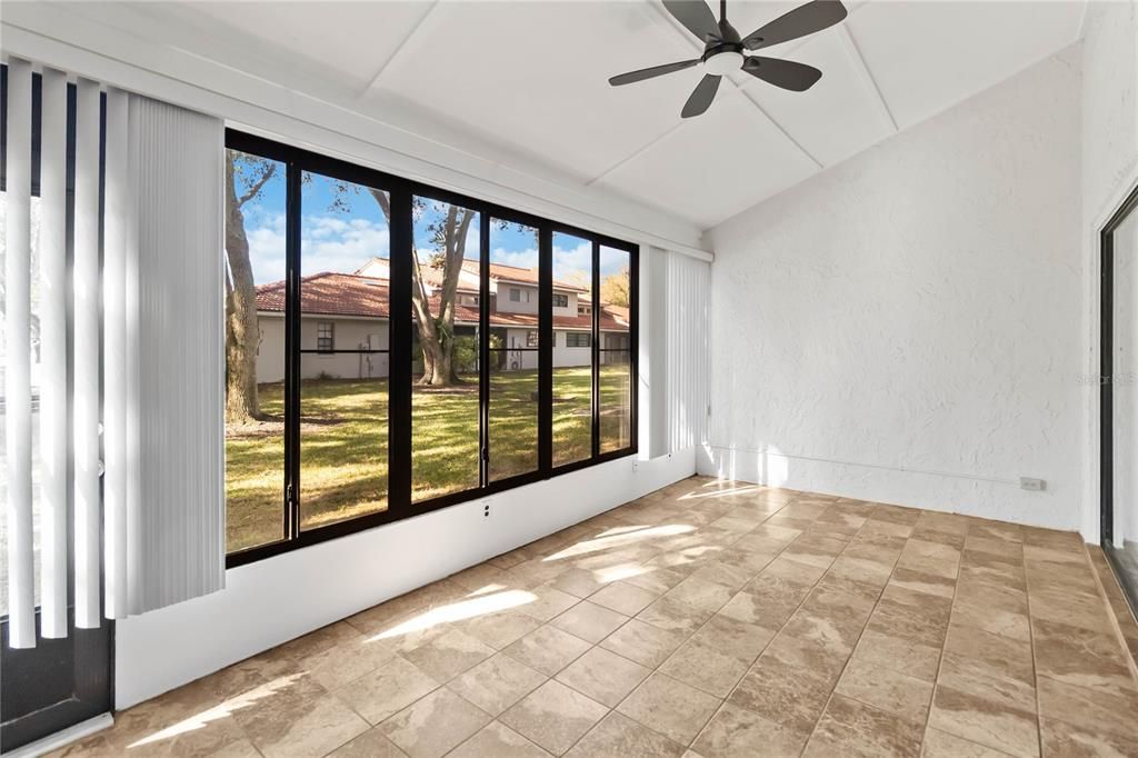 For Sale: $499,900 (3 beds, 2 baths, 1644 Square Feet)