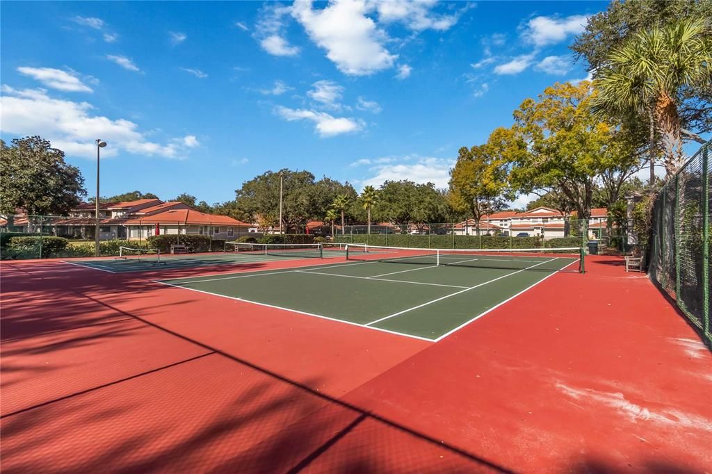 For Sale: $499,900 (3 beds, 2 baths, 1644 Square Feet)