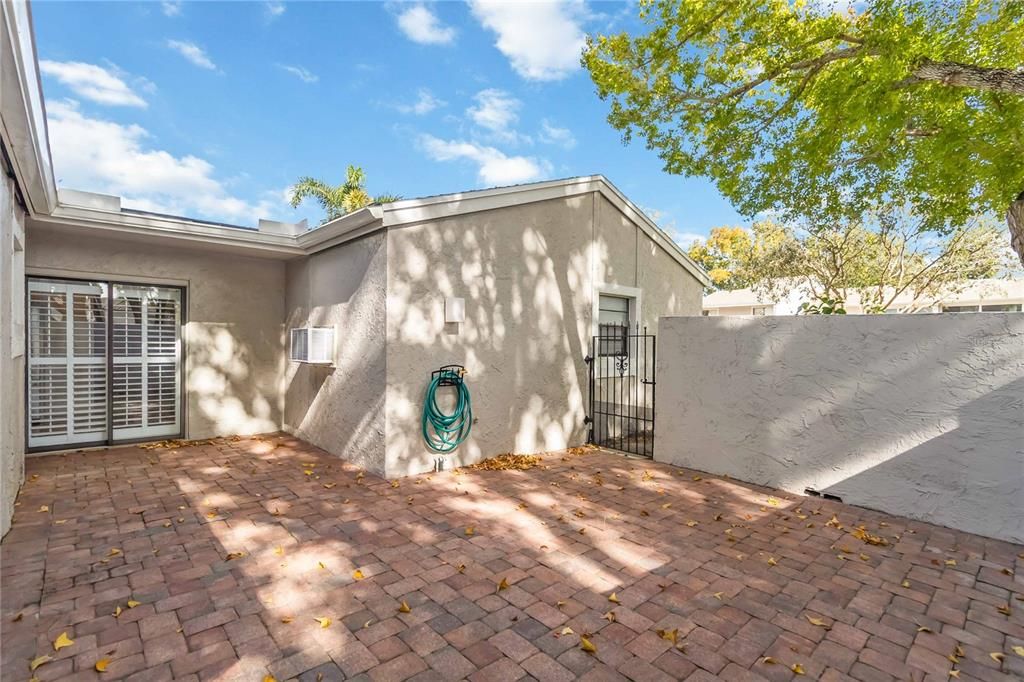 For Sale: $499,900 (3 beds, 2 baths, 1644 Square Feet)