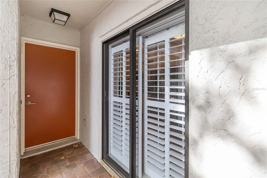 For Sale: $499,900 (3 beds, 2 baths, 1644 Square Feet)