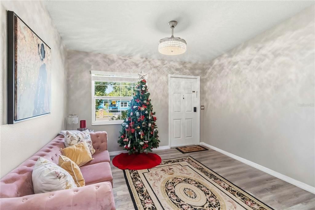 En Venta: $315,000 (3 camas, 2 baños, 1444 Pies cuadrados)