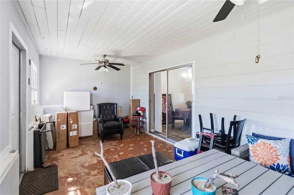 En Venta: $315,000 (3 camas, 2 baños, 1444 Pies cuadrados)