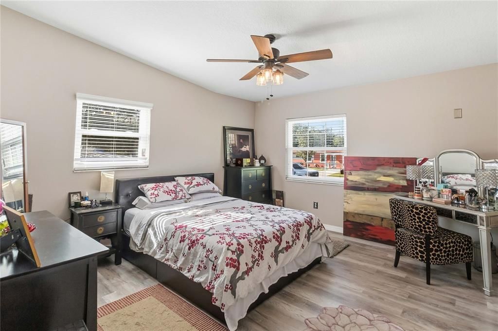 En Venta: $315,000 (3 camas, 2 baños, 1444 Pies cuadrados)