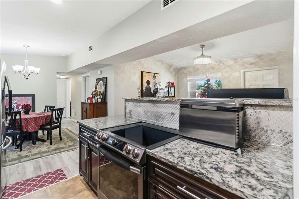 En Venta: $315,000 (3 camas, 2 baños, 1444 Pies cuadrados)