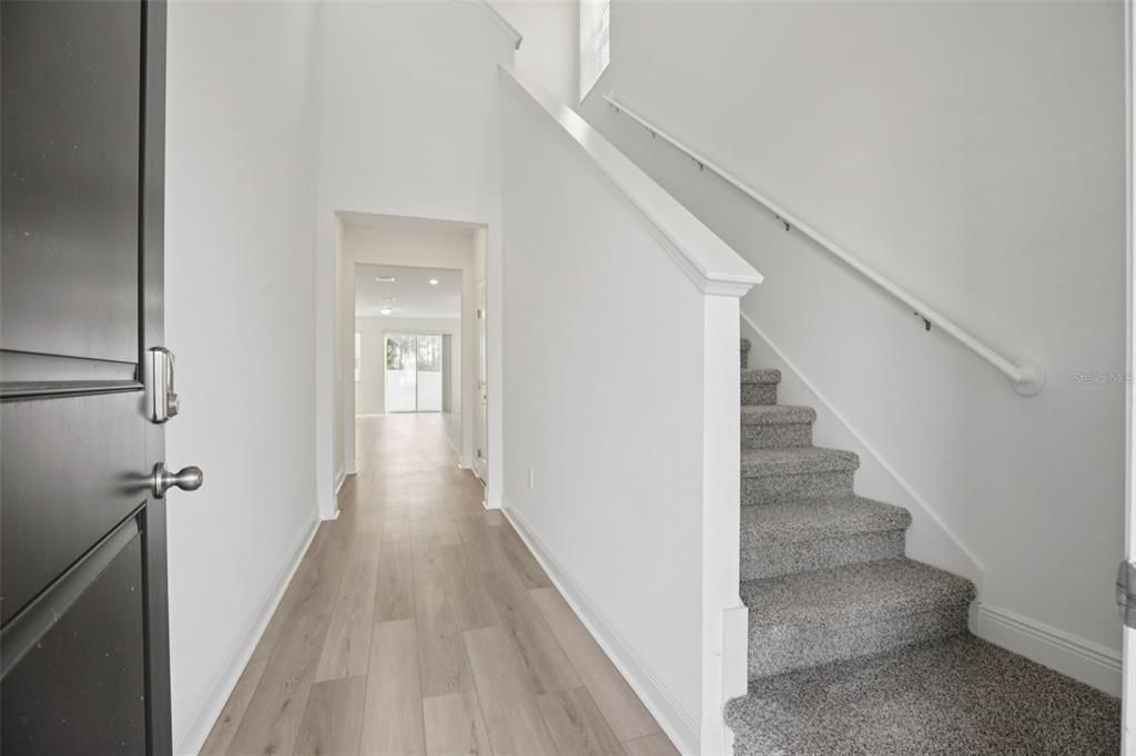 На продажу: $416,074 (4 спален, 2 ванн, 2054 Квадратных фут)