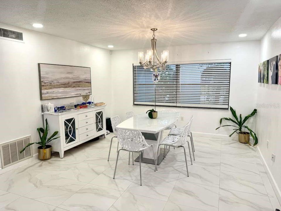 For Sale: $550,000 (4 beds, 2 baths, 1970 Square Feet)