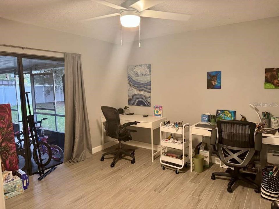 For Sale: $550,000 (4 beds, 2 baths, 1970 Square Feet)