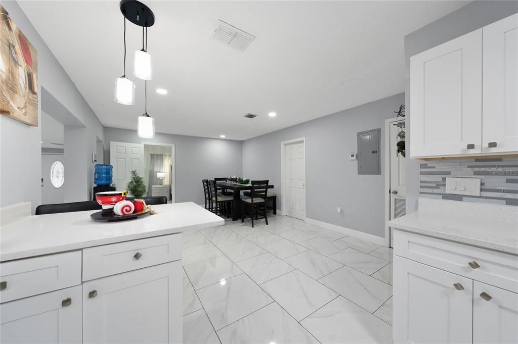 For Sale: $450,900 (3 beds, 2 baths, 1728 Square Feet)