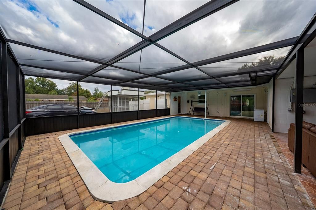 For Sale: $450,900 (3 beds, 2 baths, 1728 Square Feet)