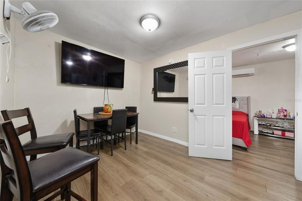 For Sale: $450,900 (3 beds, 2 baths, 1728 Square Feet)