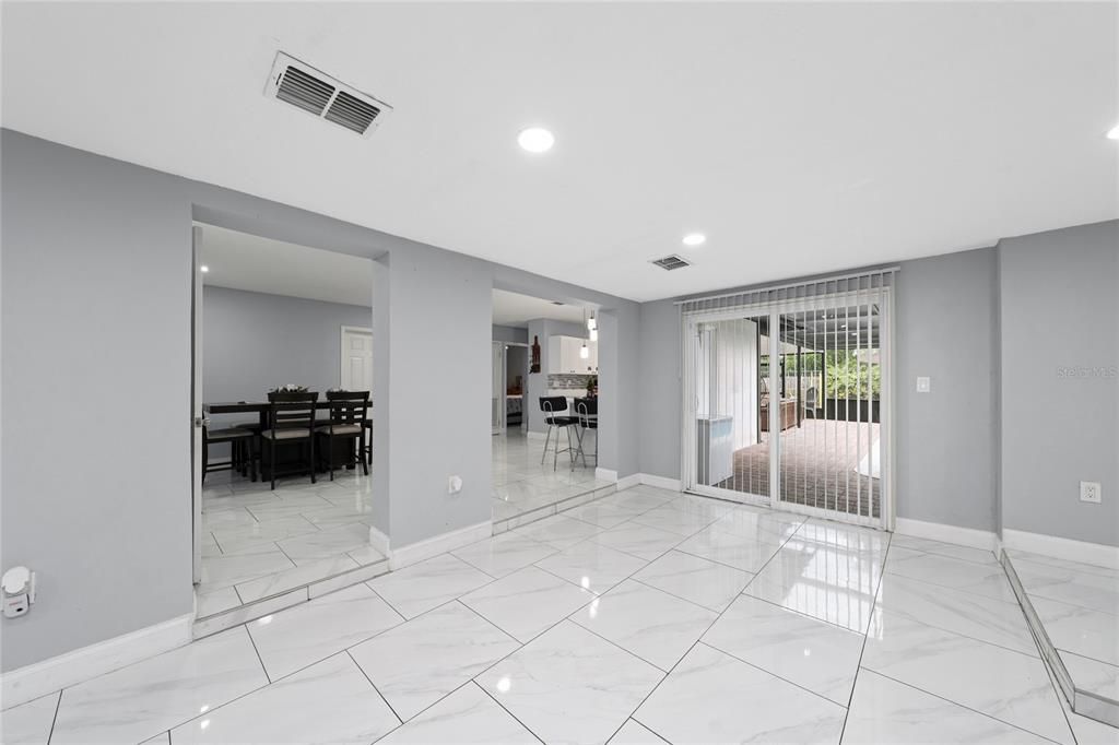 For Sale: $450,900 (3 beds, 2 baths, 1728 Square Feet)