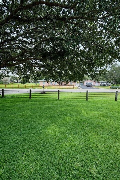 For Sale: $1,200,000 (3 beds, 2 baths, 1760 Square Feet)