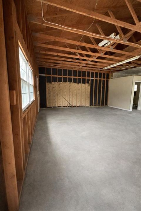 For Sale: $1,200,000 (3 beds, 2 baths, 1760 Square Feet)