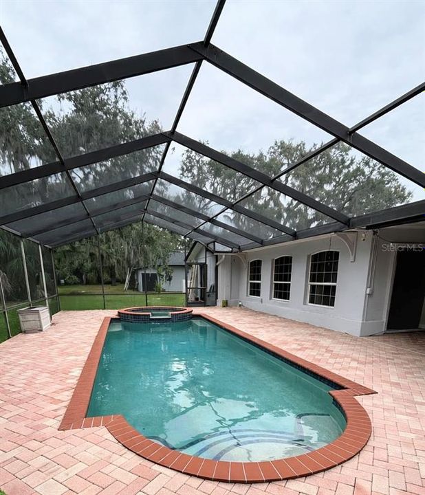 For Sale: $1,200,000 (3 beds, 2 baths, 1760 Square Feet)