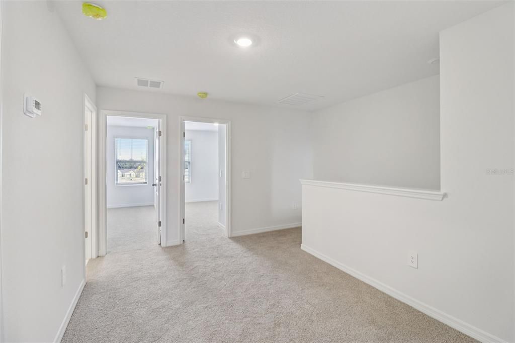 待售: $278,000 (2 贝兹, 2 浴室, 1566 平方英尺)