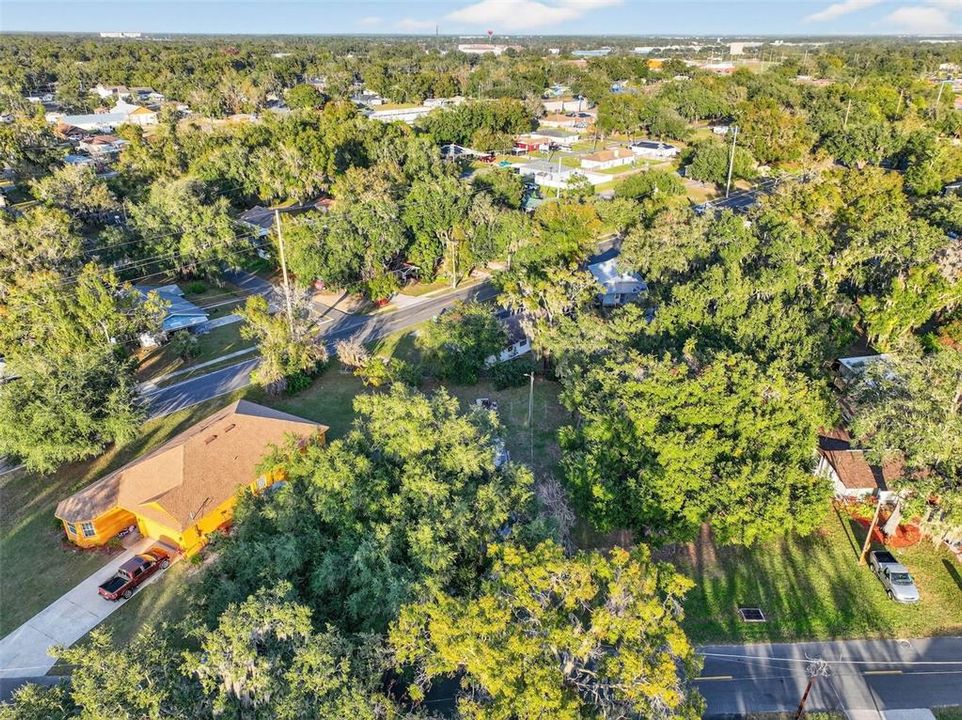 待售: $275,000 (2 贝兹, 1 浴室, 1368 平方英尺)