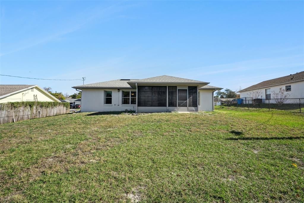 待售: $278,900 (3 贝兹, 2 浴室, 1038 平方英尺)