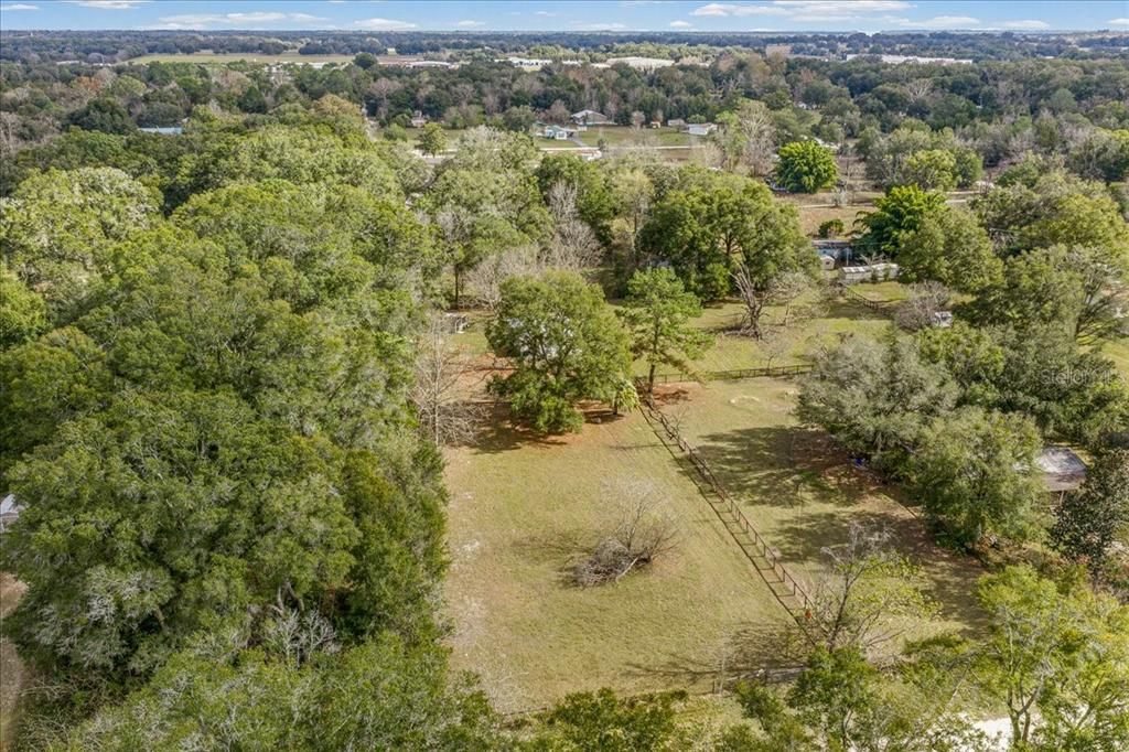 待售: $249,900 (3 贝兹, 1 浴室, 920 平方英尺)