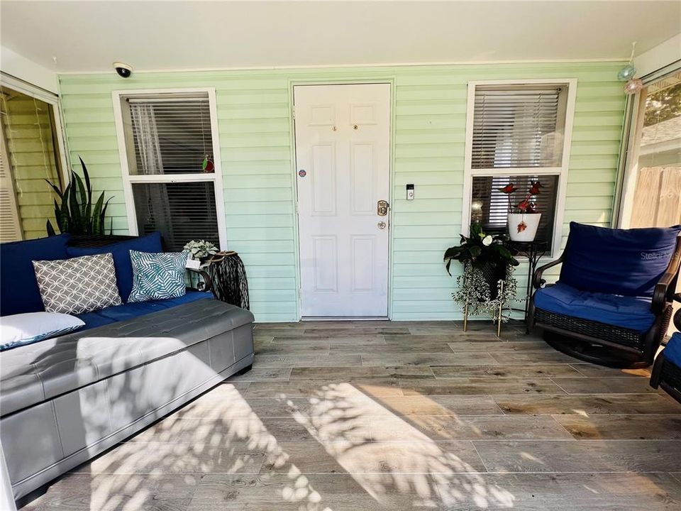 For Rent: $3,000 (3 beds, 2 baths, 1059 Square Feet)