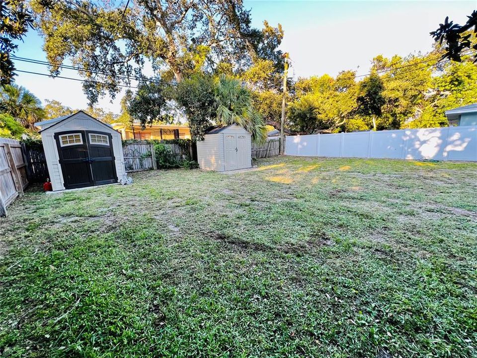 For Rent: $3,000 (3 beds, 2 baths, 1059 Square Feet)