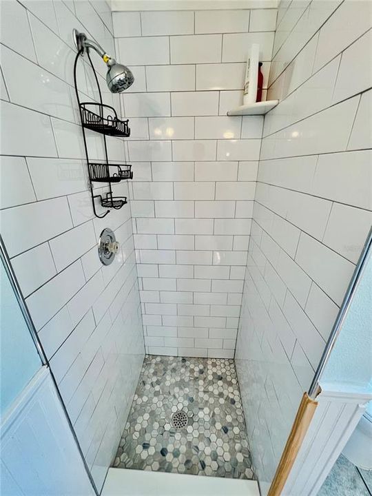 For Rent: $3,000 (3 beds, 2 baths, 1059 Square Feet)