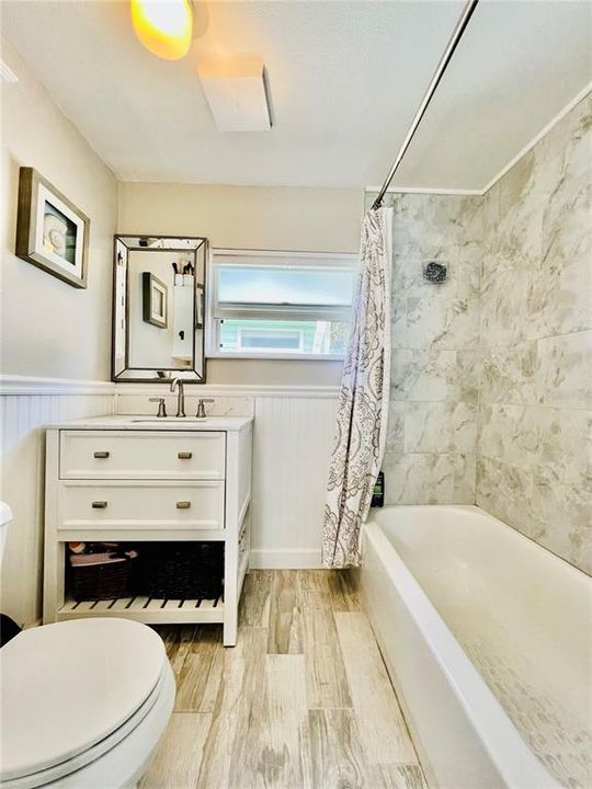 For Rent: $3,000 (3 beds, 2 baths, 1059 Square Feet)