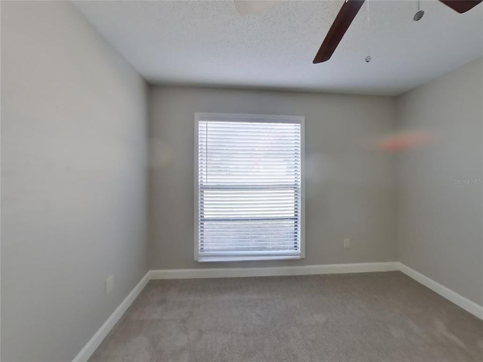 For Rent: $1,999 (3 beds, 2 baths, 1385 Square Feet)