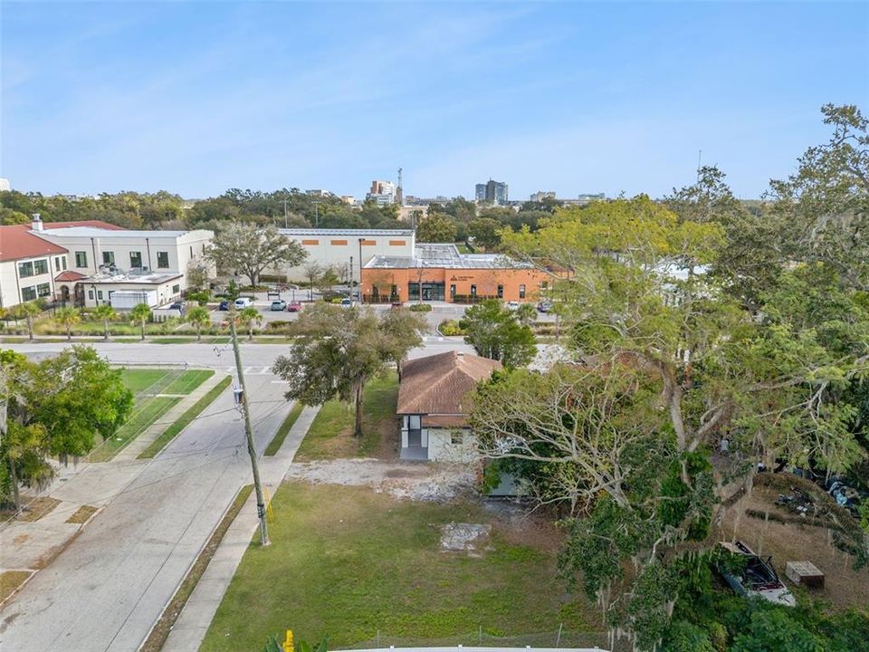 For Sale: $260,000 (3 beds, 1 baths, 1108 Square Feet)