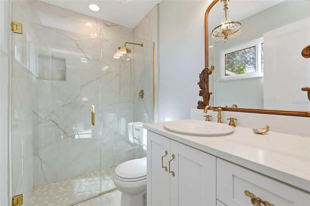 For Sale: $360,000 (3 beds, 2 baths, 1320 Square Feet)