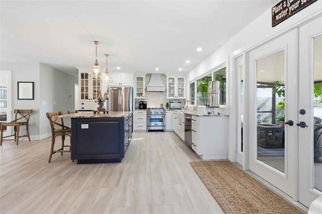 For Sale: $360,000 (3 beds, 2 baths, 1320 Square Feet)