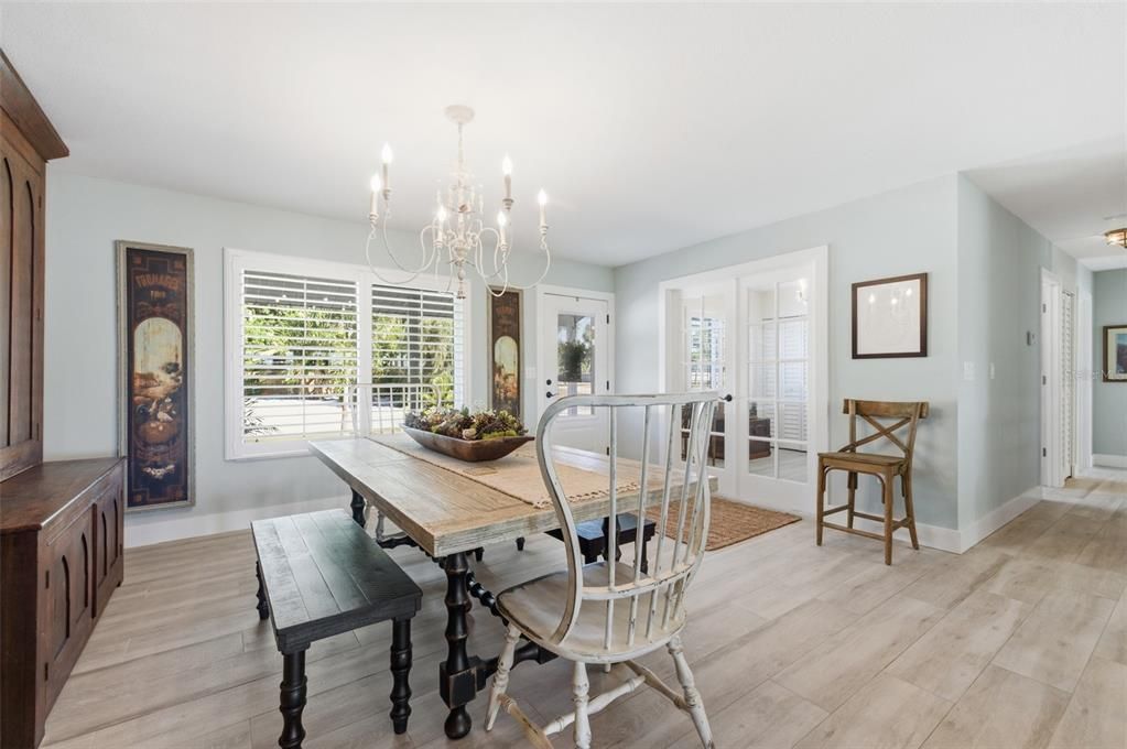 For Sale: $360,000 (3 beds, 2 baths, 1320 Square Feet)