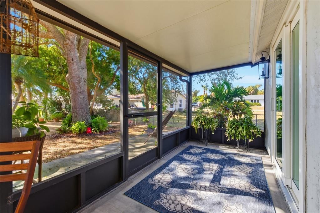 For Sale: $360,000 (3 beds, 2 baths, 1320 Square Feet)