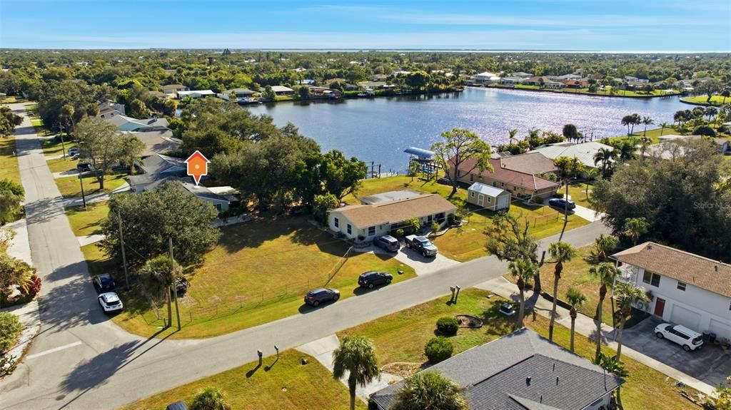 For Sale: $360,000 (3 beds, 2 baths, 1320 Square Feet)