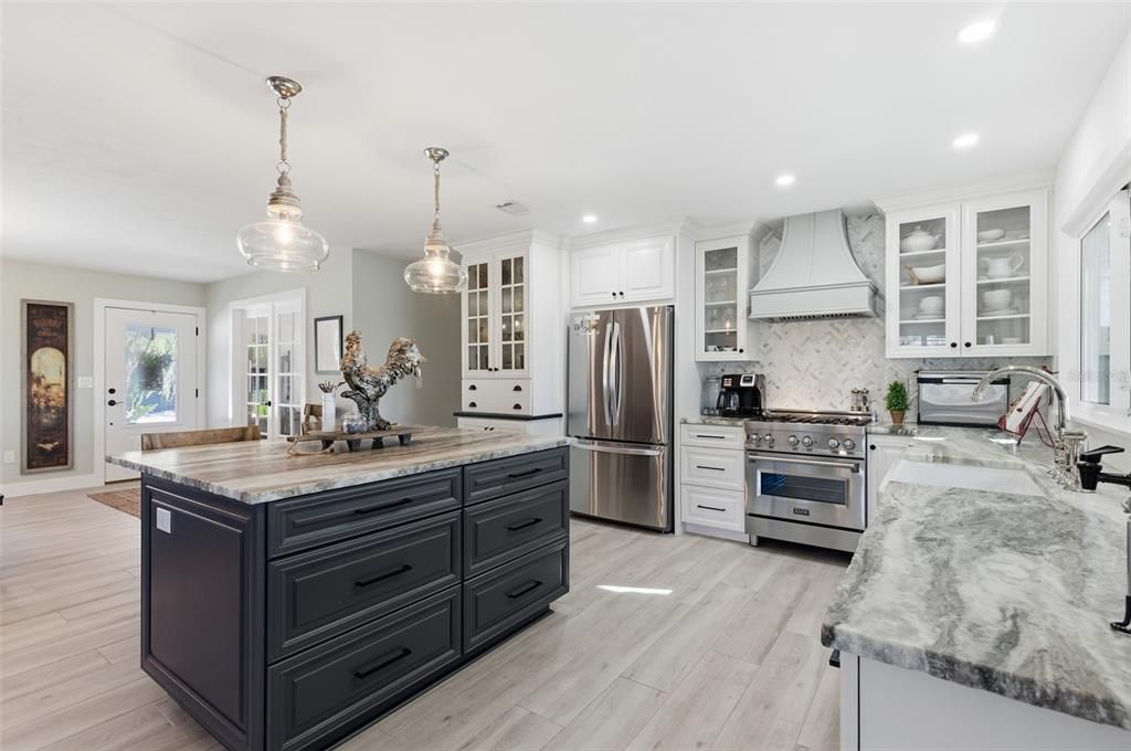 For Sale: $360,000 (3 beds, 2 baths, 1320 Square Feet)