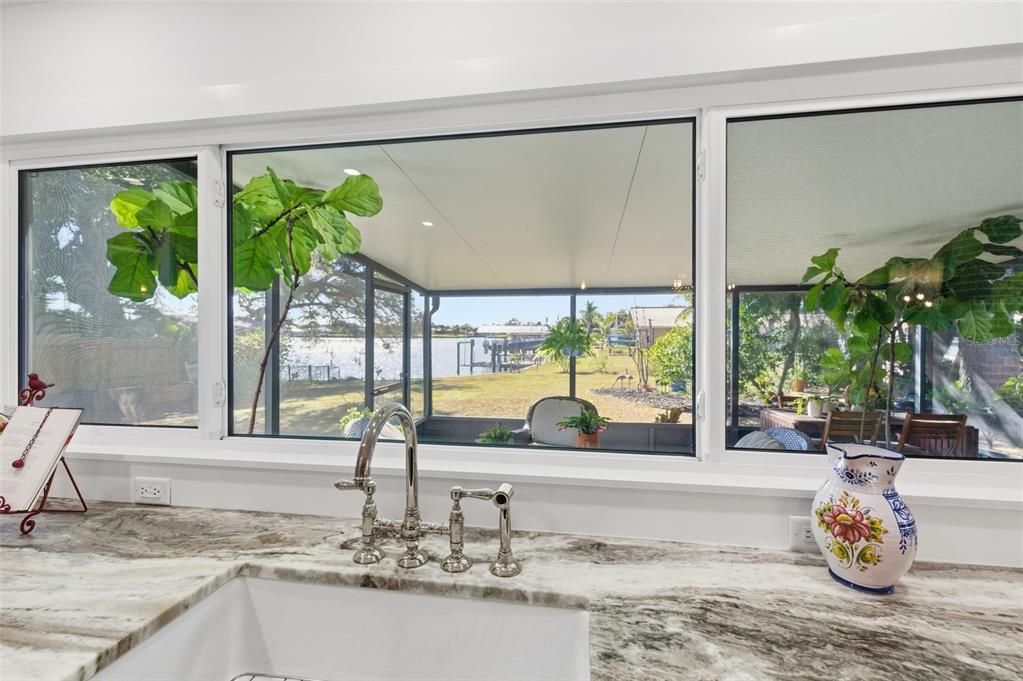 For Sale: $360,000 (3 beds, 2 baths, 1320 Square Feet)