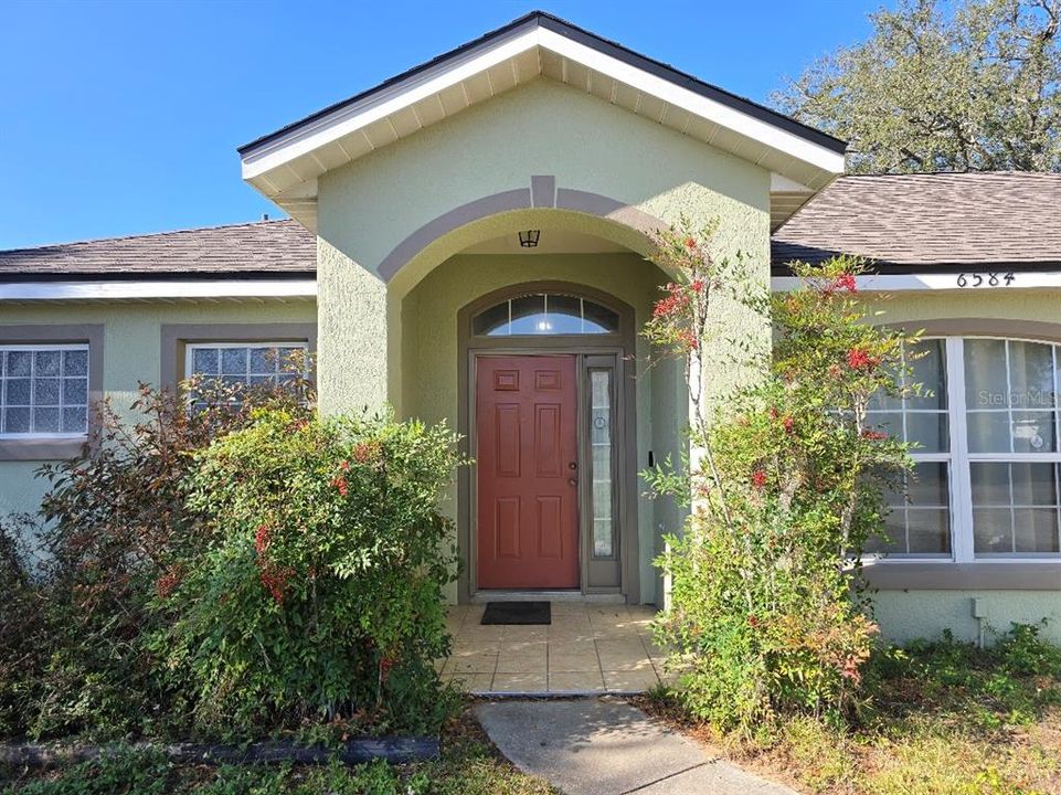 For Sale: $279,900 (4 beds, 2 baths, 1946 Square Feet)