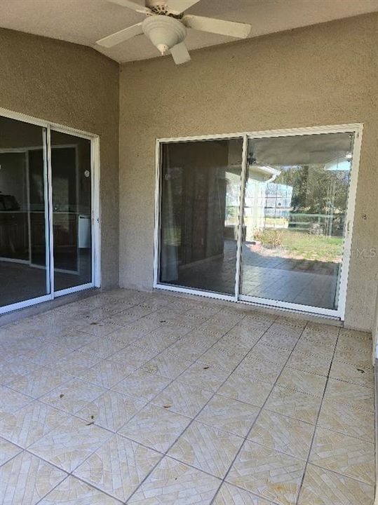 For Sale: $279,900 (4 beds, 2 baths, 1946 Square Feet)