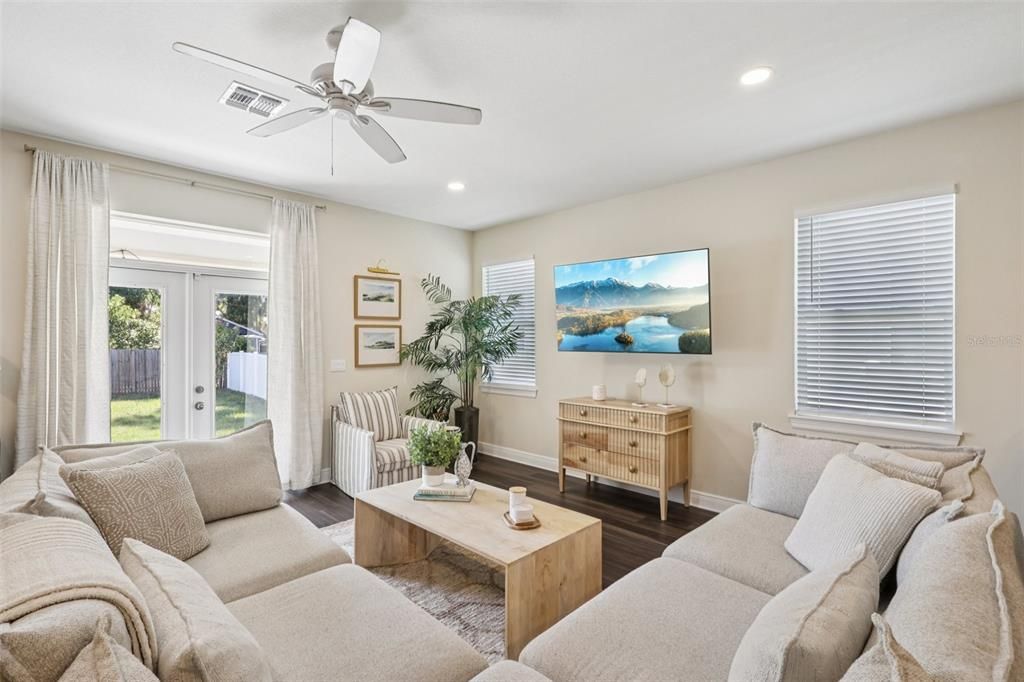 待售: $525,000 (3 贝兹, 2 浴室, 1698 平方英尺)