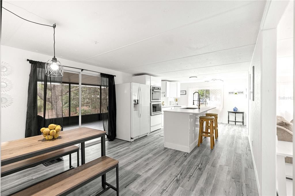 На продажу: $165,000 (3 спален, 1 ванн, 1288 Квадратных фут)