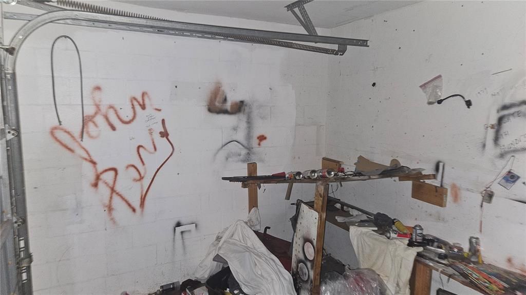 For Sale: $192,000 (2 beds, 2 baths, 1442 Square Feet)