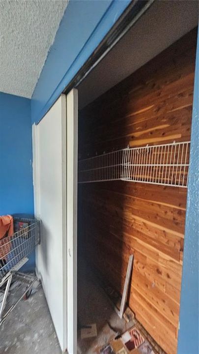 For Sale: $192,000 (2 beds, 2 baths, 1442 Square Feet)