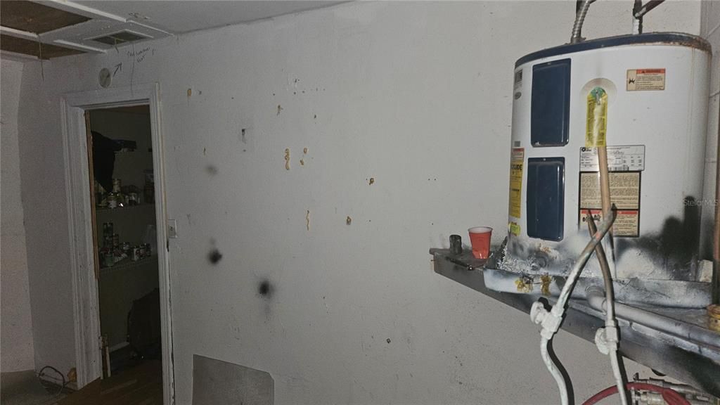 For Sale: $192,000 (2 beds, 2 baths, 1442 Square Feet)