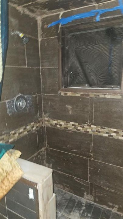 For Sale: $192,000 (2 beds, 2 baths, 1442 Square Feet)